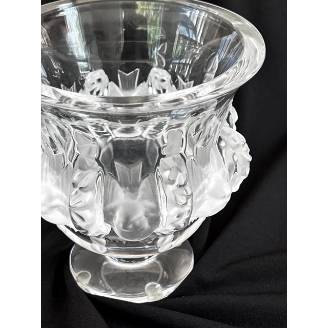 Transparent Lalique 1990s Dampierre Crystal Vase With Charming Sparrows Signed For Sale - Image 8 of 11