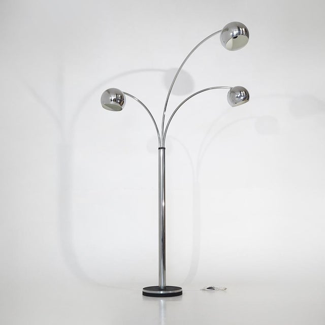 Contemporary Vintage Three-Arm Floor Lamp in Chromed Metal, 1970s For Sale - Image 3 of 17