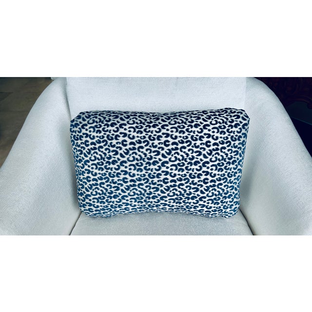 2020s Single Lumbar Oblong Pillow/Cushion With Blue/White Modern Animal Print For Sale - Image 5 of 8