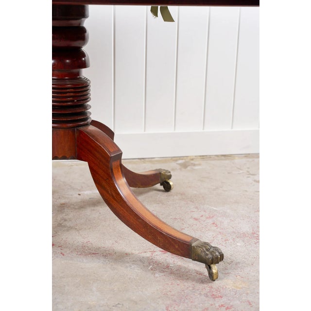 Early 19th Century George III Walnut Breakfast Table With Satinwood Banding For Sale - Image 9 of 11