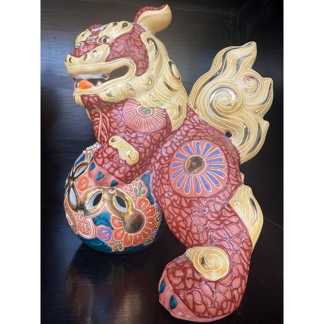Japanese 1960s Japanese Kutani Foo Dog Lions- a Pair For Sale - Image 3 of 9