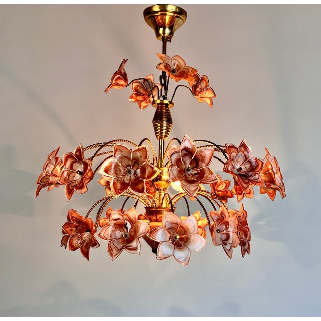 1980s Italian Murano Style Brown Floral Chandelier – Glass Flower Bouquet For Sale - Image 14 of 17