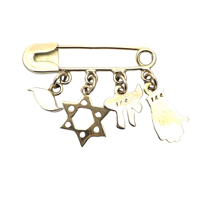 14k Gold Brooch With Charms: Hand Butterfly Star of David Evil Eye For Sale - Image 4 of 7