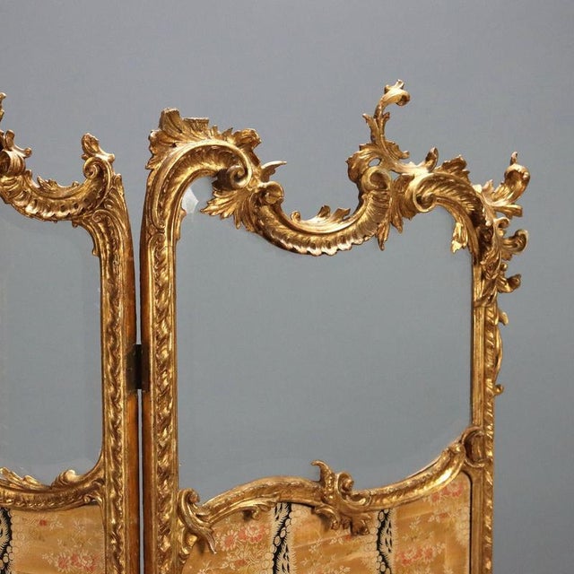 Screen Rococo Style in Carved Wood and Silk For Sale - Image 6 of 11