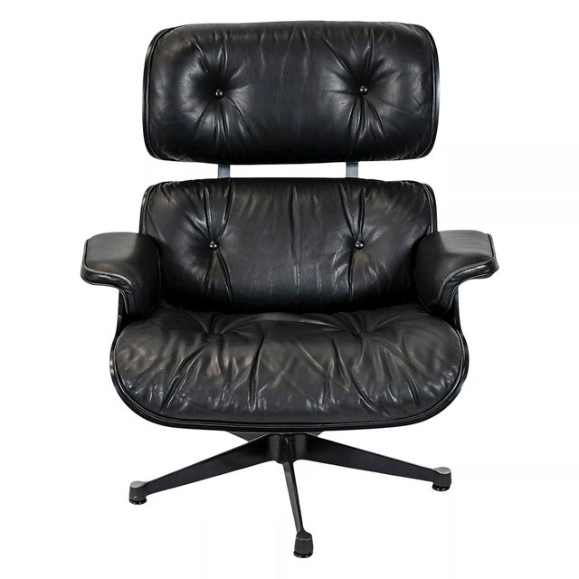 Vitra Set of Vintage Lounge Chair and Ottoman by Charles & Ray Eames for Vitra, 1990s, Set of 2 For Sale - Image 4 of 16