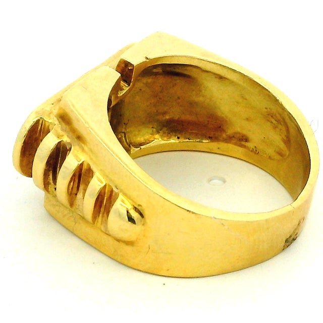 Metal Vintage Modernist 18k Gold Architectural Diamond Ring, Size 8 For Sale - Image 7 of 12