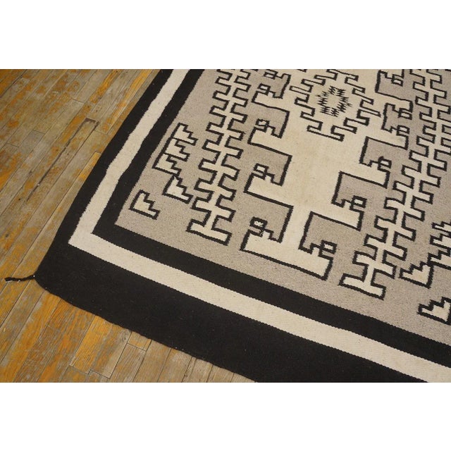 1940s Gray Beige Geometric Antique American Navajo Carpet 4'7" X 6' 10" Knotted Wool Rug For Sale In New York - Image 6 of 9