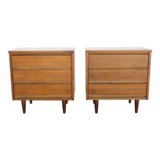 Mid Century Modern Pair of Nightstands Side End Tables by Dixie For Sale