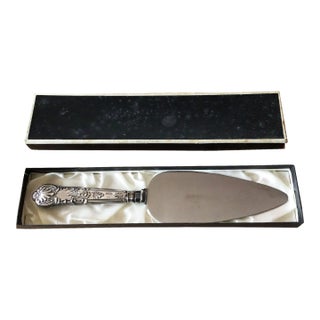 Vintage 1973 Viners of Sheffield Sterling Silver Cake Knife/Server For Sale