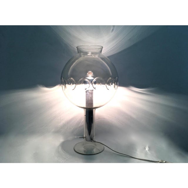 Vintage Italian Steel Table Lamp with Spheric Murano Glass Lampshade, 1970s For Sale - Image 4 of 7