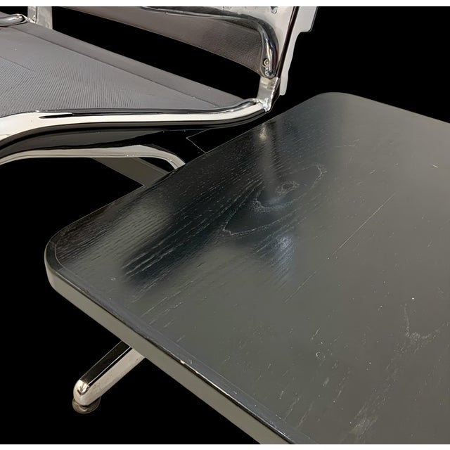 Metal Tandem Sling Airport Seat Bench with Table by Charles & Ray Eames for Herman Miller, USA, 1960s For Sale - Image 7 of 12