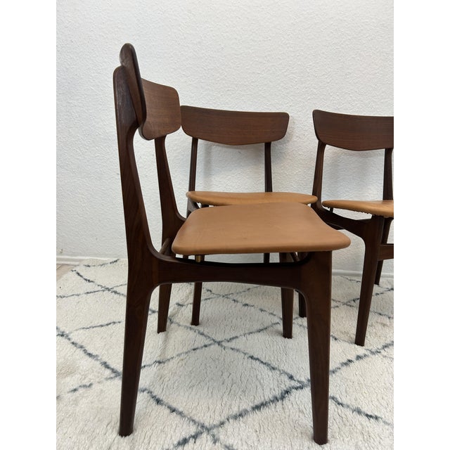 Leather and Teak Dining Chairs from Schiønning & Elgaard, 1960, Set of 4, in Good conditions. Designed 1960 to 1969