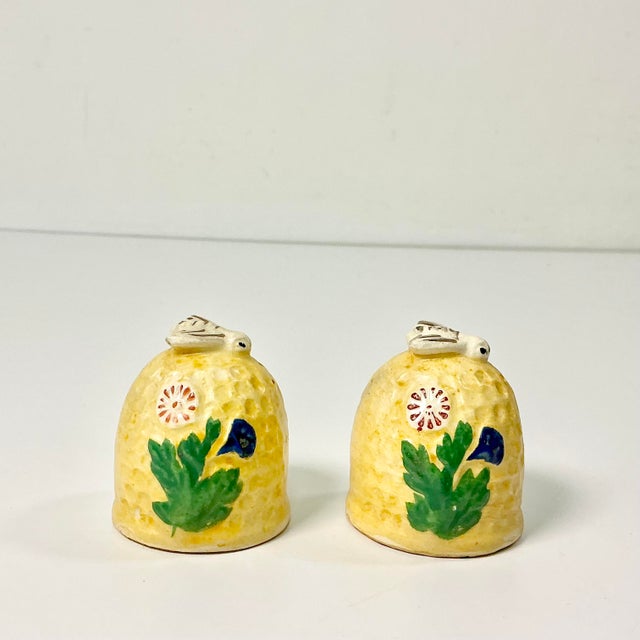 1940s Vintage Boho Chic Arts & Crafts Honeycomb & Bees Salt & Pepper Shakers - A Pair. For Sale - Image 4 of 11