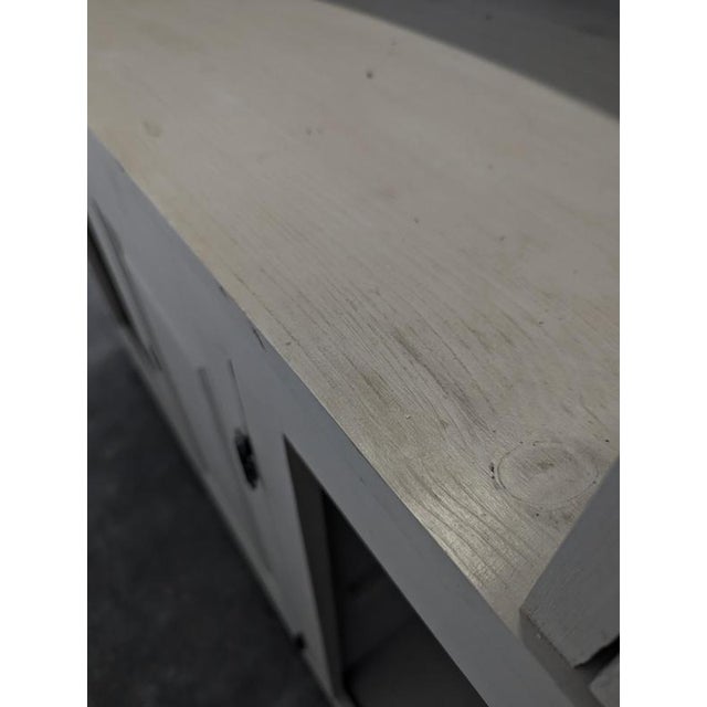 Bar Counter in Pine with Grey Patina, in Very Good conditions.