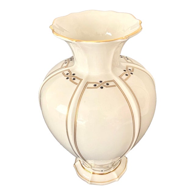 Late 20th Century Large 9 7/8 Inch Lenox Vanguard Collection Ivory Porcelain Art Deco Trim Vase. For Sale