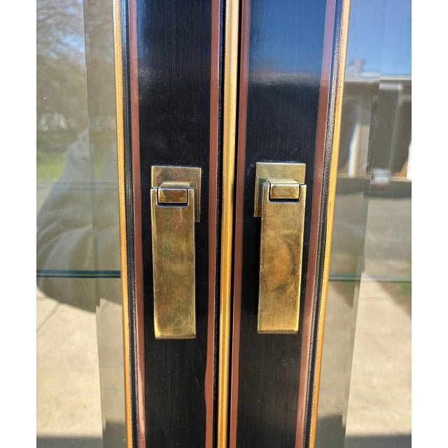 Vintage Asian Chinoiserie Drexel Hand Painted Breakfront Display China Cabinet Heritage Dynasty For Sale - Image 10 of 18