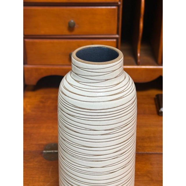 Ivory Heath Ceramics Sausalito Striated Ceramic Vase For Sale - Image 8 of 12
