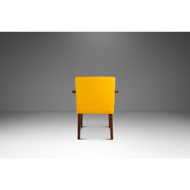 Rare Restored Mid-Century Modern Model C-108 Armchair in Walnut & Canary Yellow Fabric Attributed to Jens Risom for Jens Risom Design, Usa, C. 1950s For Sale In Orlando - Image 6 of 18