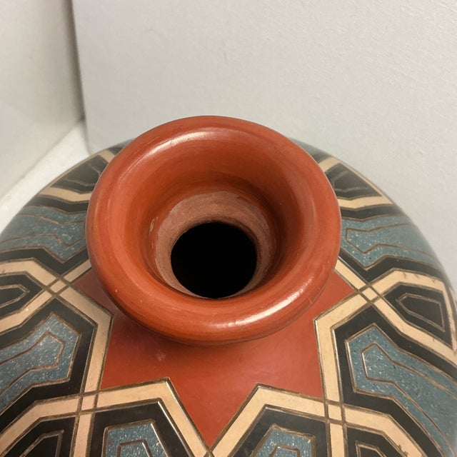 Enmanuel Maldonado Art Pottery Vase For Sale - Image 9 of 11