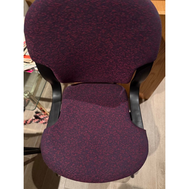 Herman Miller Vintage Herman Miller Equa Chairs (1998–2000) – Set of 5 (4 Side + 1 Armchair) For Sale - Image 4 of 12