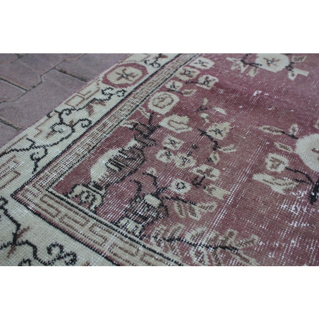 Textile 1970s Vintage Turkish Floral Design Oushak Rug For Sale - Image 7 of 13