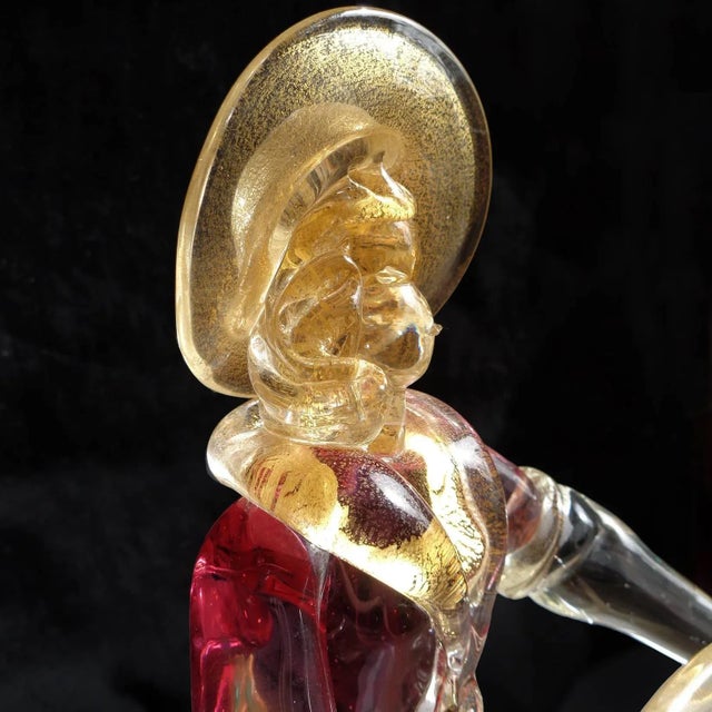 Vintage Murano Sommerso Gold Leaf Italian Art Glass Female Male Figures Mid-Century Centerpiece Vase For Sale In Orlando - Image 6 of 7
