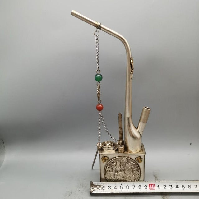 Chinese Vintage Chinese Brass Water Pipe / Tobacco Pipe With Figural Relief & Chain For Sale - Image 3 of 9