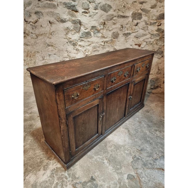 Georgian Chestnut Dresser or Sideboard, 18th Century For Sale - Image 5 of 17