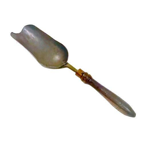 Traditional Antique Coal Scuttle Copper Scoop For Sale - Image 3 of 6