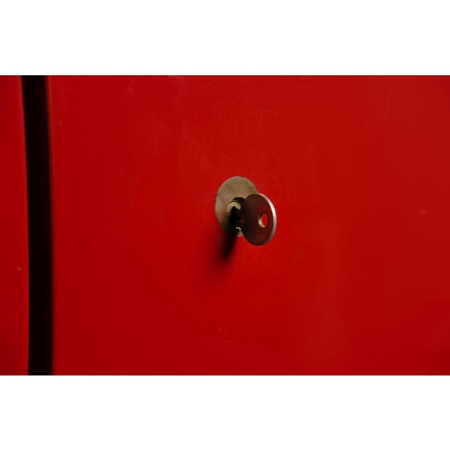 Bramante Red Lacquered Highboard by Kazuhide Takahama for Studio Simon, 1973 For Sale - Image 6 of 13