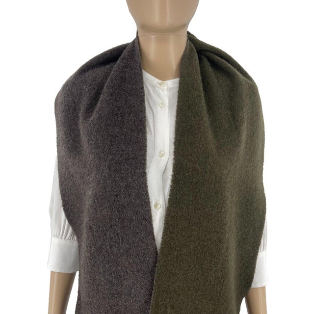 Late 20th Century Late 20th Century Polo Ralph Lauren Grey & Green Wool Blend Scarf For Sale - Image 5 of 9