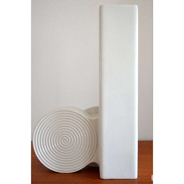 Vintage Pop Art Model 52 Porcelain Vase, 1960s For Sale - Image 4 of 8