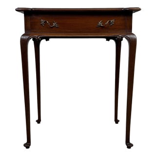 Antique Early 20th Century English Mahogany Side Table with Cabriole Legs For Sale