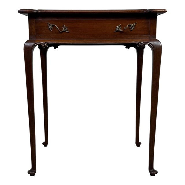 Antique Early 20th Century English Mahogany Side Table with Cabriole Legs For Sale