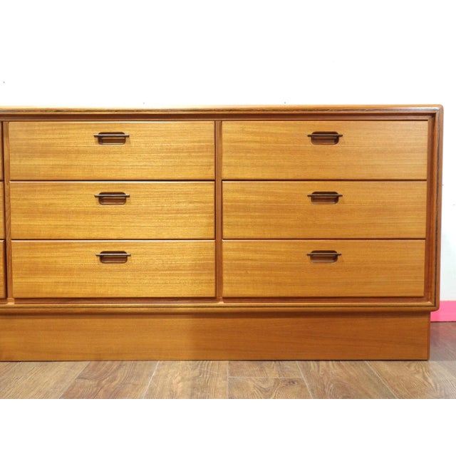 Mid Century Modern Vintage Teak Dresser Bank of Drawers Chest For Sale - Image 12 of 15