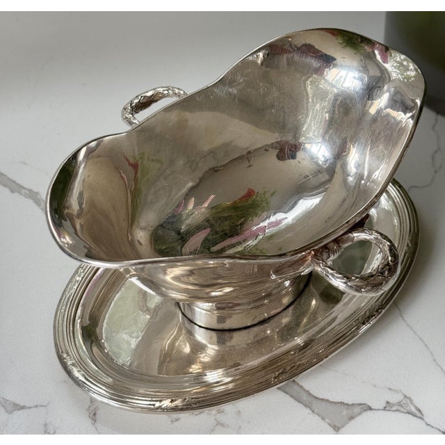 French Vintage Christofle Silver Plated Gravy Sauce Boat With Handle and Under Plate France 8"x5" For Sale - Image 3 of 10
