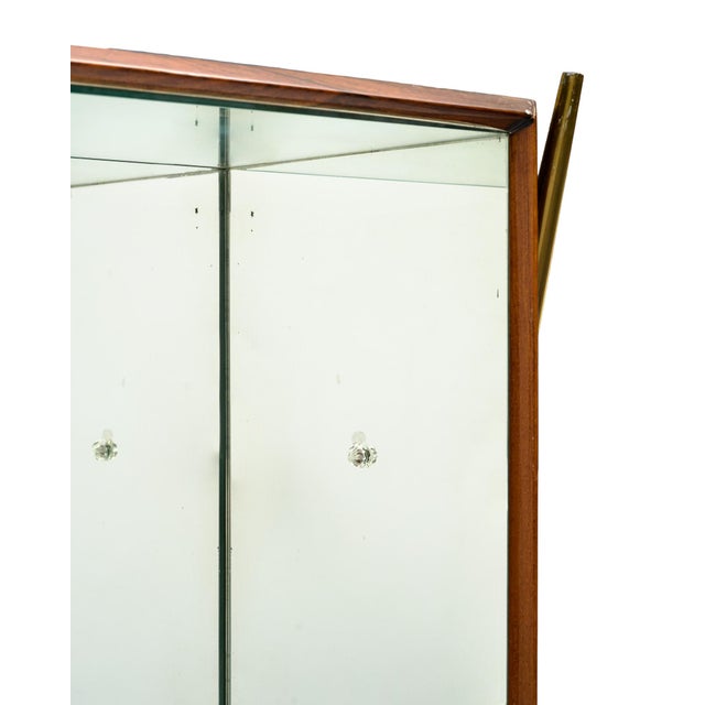 Wood Italian Mid-Century Bar Cabinet in the Manner of Gio Ponti For Sale - Image 7 of 9
