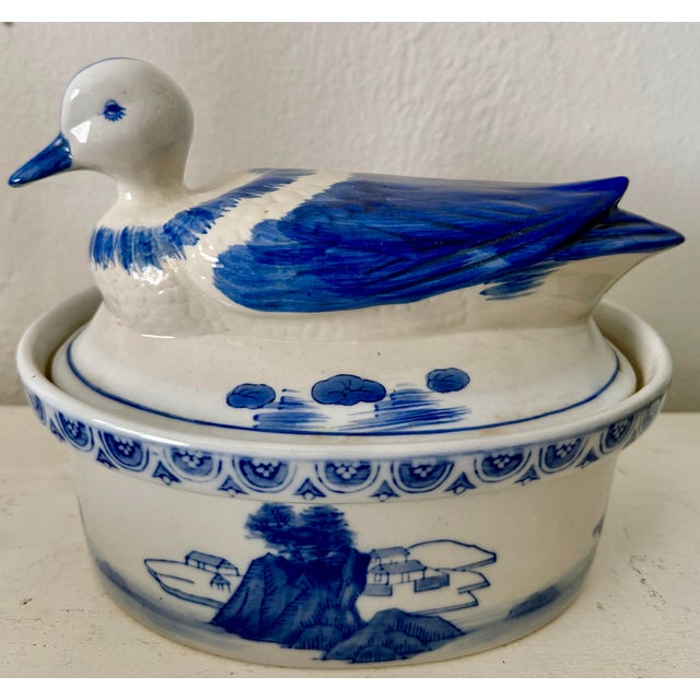Farmhouse 1980s Blue & White Export Duck Tureen For Sale - Image 3 of 6