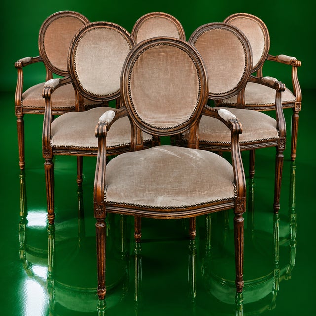 French Set of Six W. & J. Sloane Louis XVI Revival Walnut Oval Back Dining Armchairs, Mid-Century For Sale - Image 3 of 17