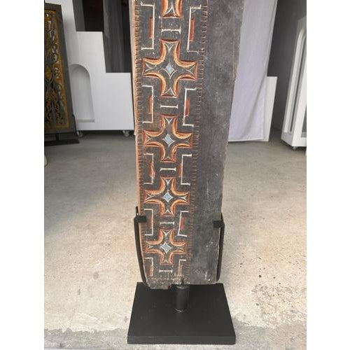 Indonesian Construction Element in Carved Wood with Red, Blue and Yellow Geometric Frieze Mounted on a Base For Sale - Image 11 of 18