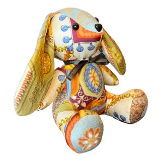 Gucci Tassels Vintage Silk Scarf Clever Bunny For Sale