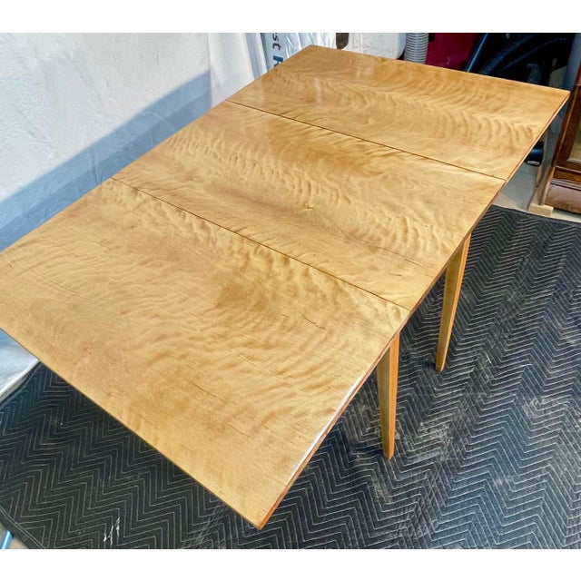 Tan Curly/Tiger Maple Pennsylvania Bench Made Vintage Double Gate Leg Table For Sale - Image 8 of 18