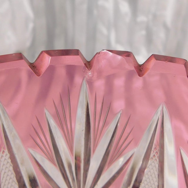 1930s Pink Cut to Clear Vase For Sale In San Francisco - Image 6 of 10