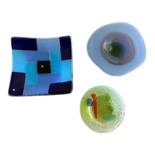 1970s Set of Three Studio Fused Glass Dishes Higgins M For Sale