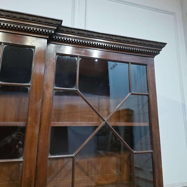 18th Century English Glazed Mahogany Bookcase For Sale - Image 6 of 13
