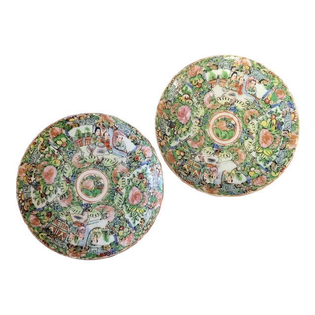 Pair of Vintage Rose Medallion Plates (5.5") For Sale