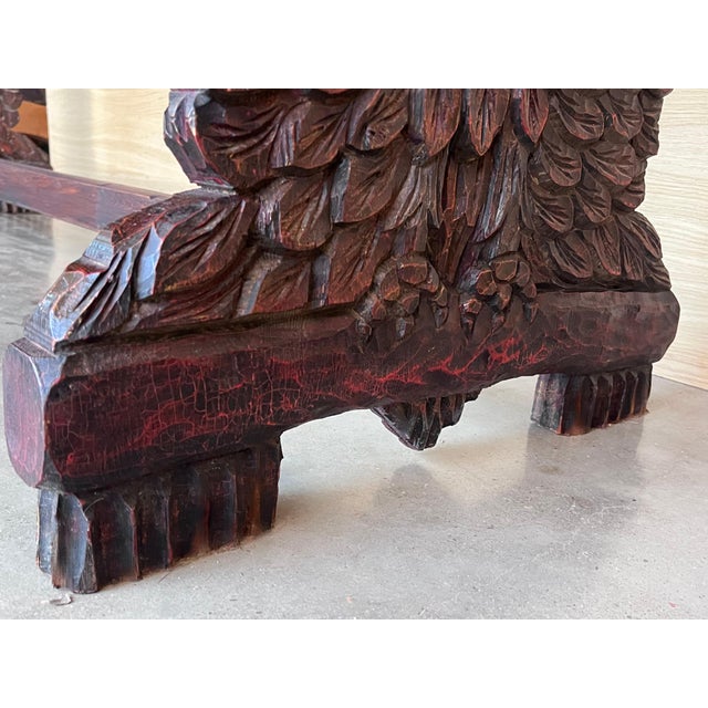 Early 20th Dining Room or Center Table with Carved Walnut Pedestal Eagles For Sale In Miami - Image 6 of 18