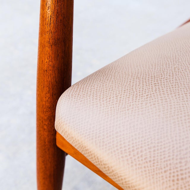 Restored Finn Juhl Fd 138 Danish Modern Teak Lounge Chair by France & Son, 1960s For Sale - Image 15 of 17