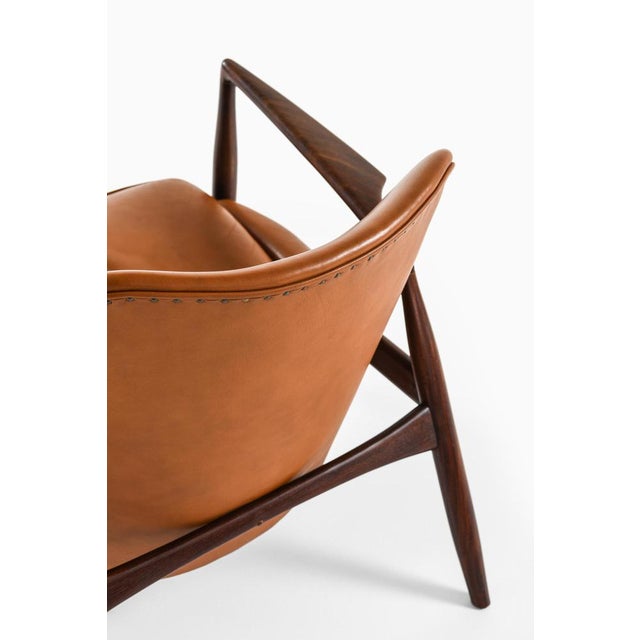 Brown Afromosia and Leather Easy Chair attributed to Ib Kofod-Larsen, 1950s For Sale - Image 8 of 11