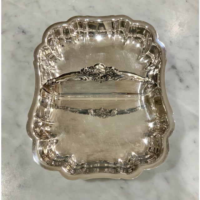 Hollywood Regency Lunt Silverplate Two‑Compartment Serving Dish v-38, 12” × 9”, Heavy Ornate Floral Divider - Entertaining, Barcart, Palm Beach Regency - See Pics! For Sale - Image 3 of 8